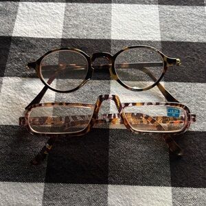 Peepers Sammann Tortoiseshell readers  Glasses Set of two +1.25
